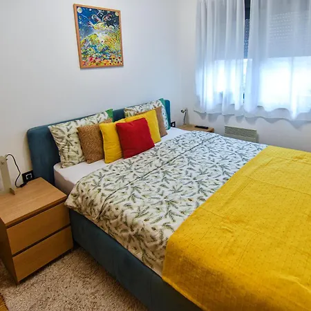 Lejlighed Pravo Mesto *